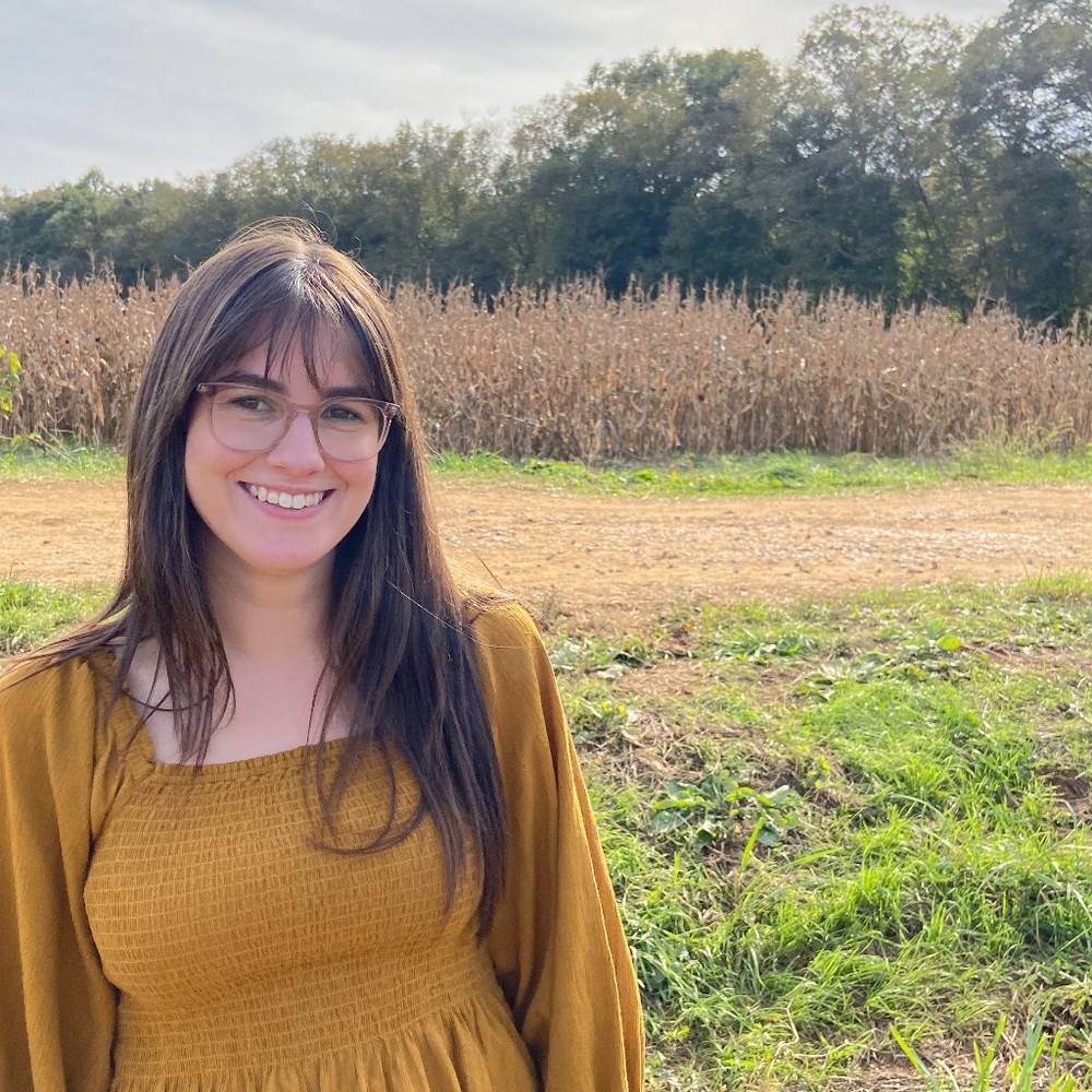 Meet your Posher, Hannah